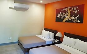 Pacific Waves Resort